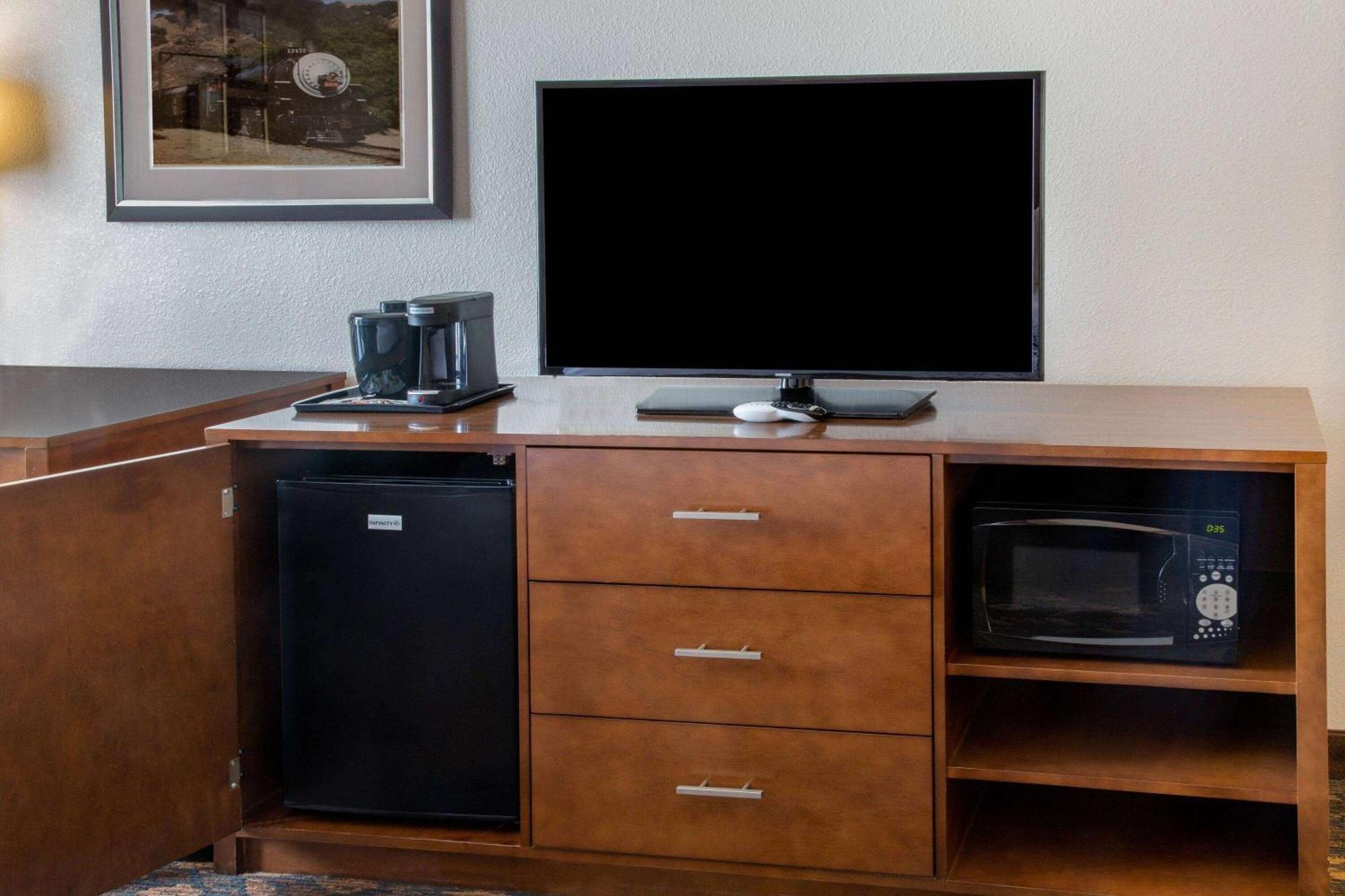 La Quinta By Wyndham Oakland - Hayward Hotell Eksteriør bilde