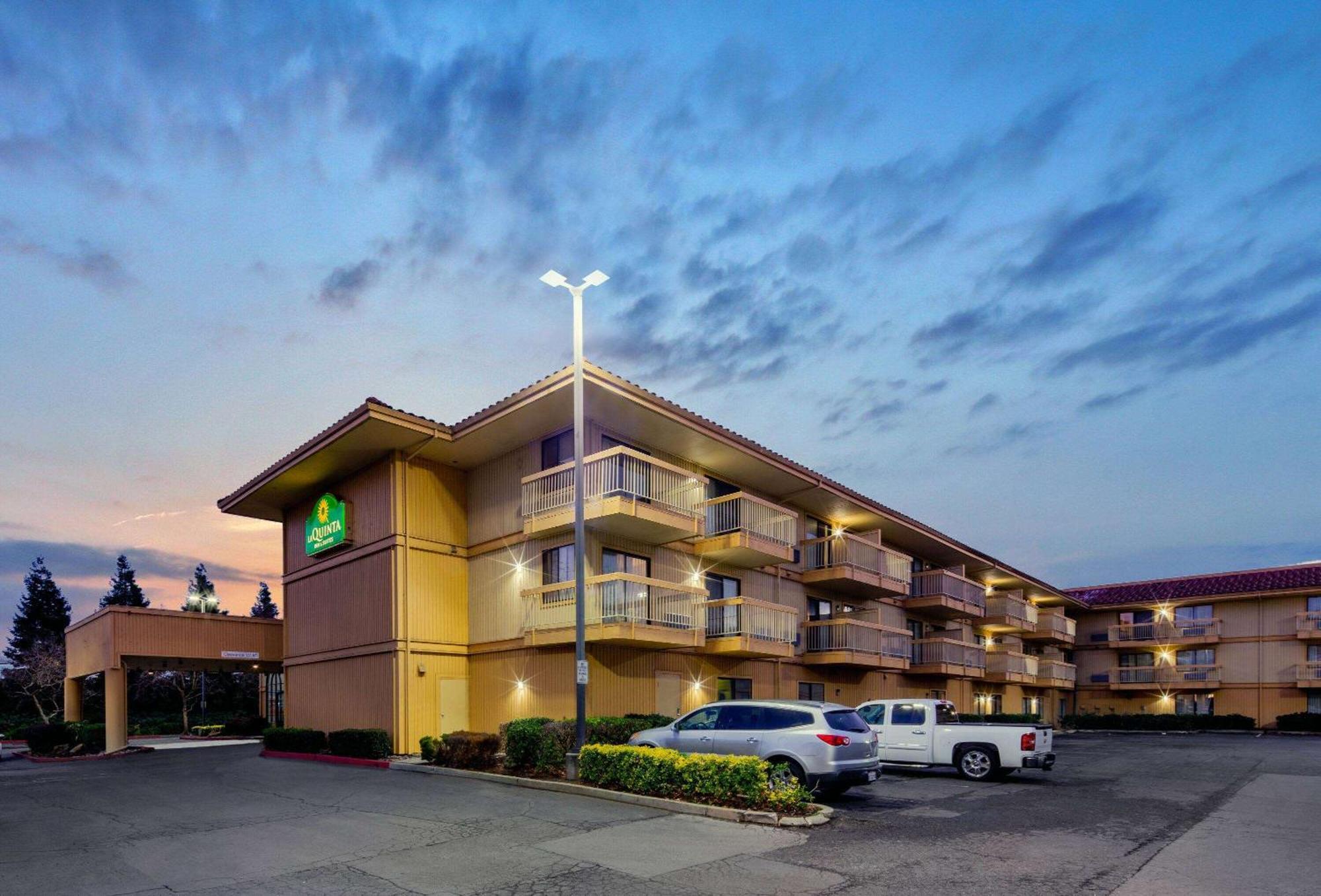 La Quinta By Wyndham Oakland - Hayward Hotell Eksteriør bilde